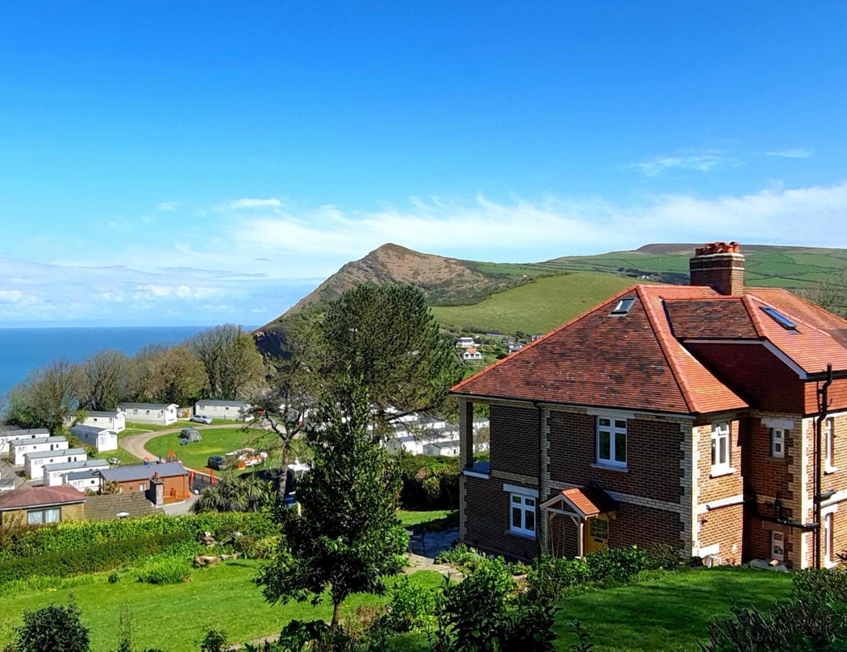 Newberry Wood Guesthouse Ilfracombe Buitenkant foto